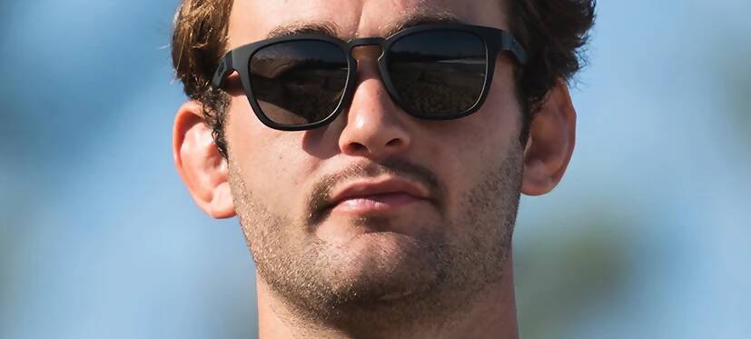 Tifosi Optics Smirk Sunglasses (Blackout, Smoke)
