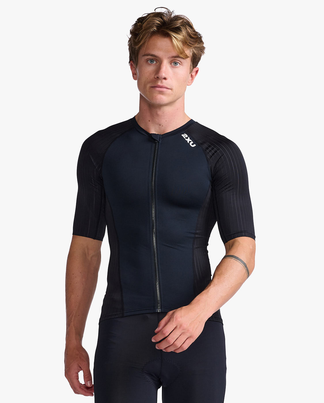 2XU Aero Tri.Sleeved Top